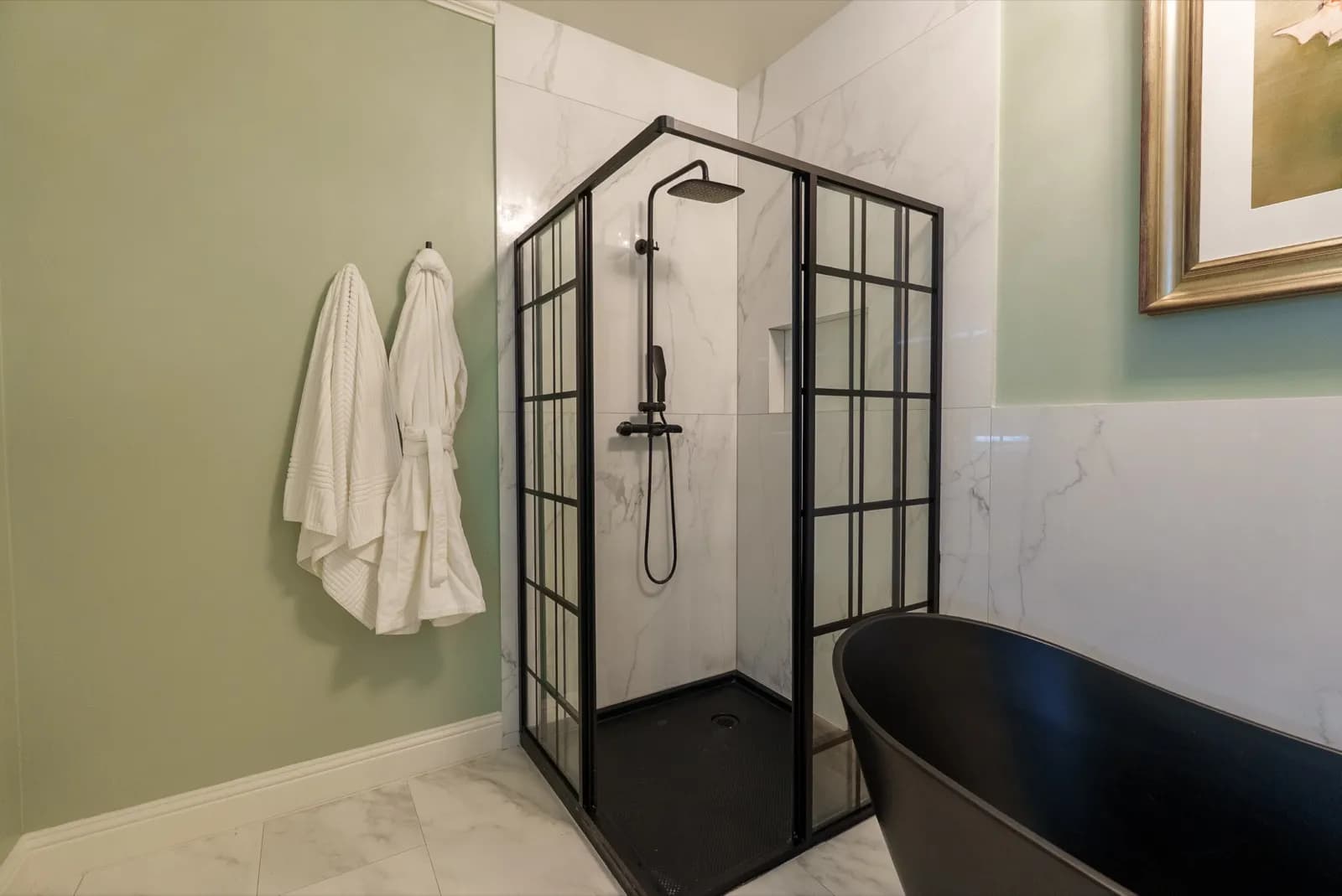 Spring Valley Bathroom - view 3