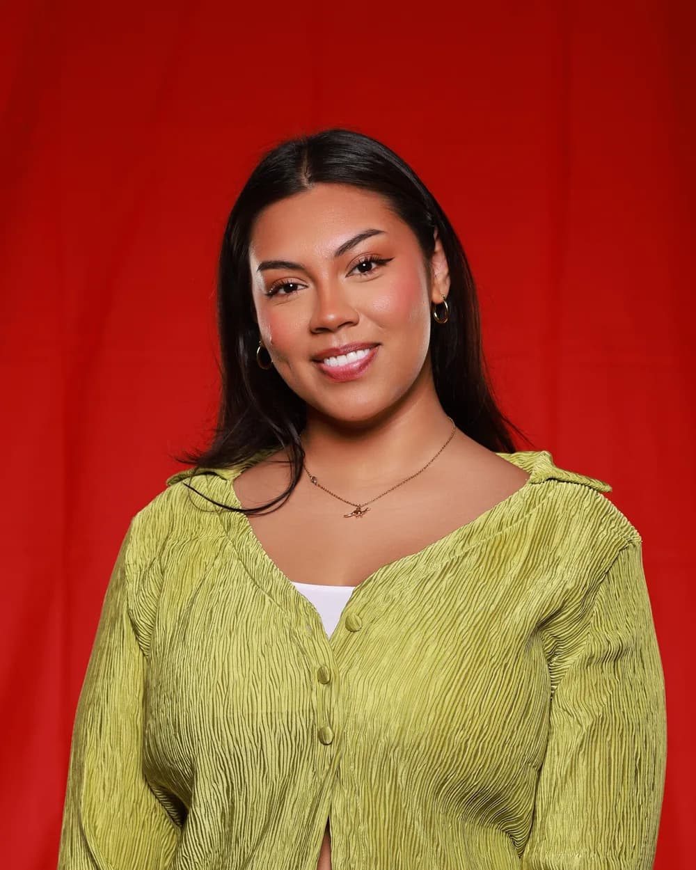 Juliana Perez, Office Admin at HR Remodeling + Construction